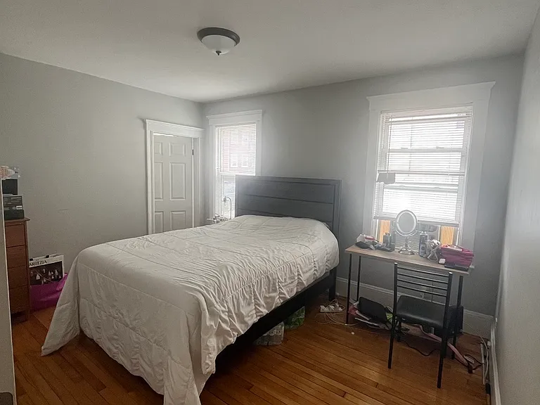 9 Carruth St #1 — Photo 7