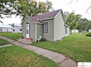313 N Main St, Hooper, NE 68031