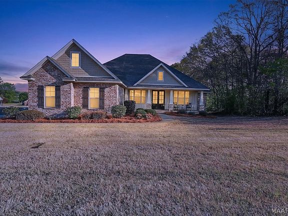 2nd image of 1603 Dominick Rd