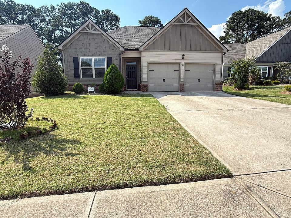 1st image of 1043 Creekwood Cir