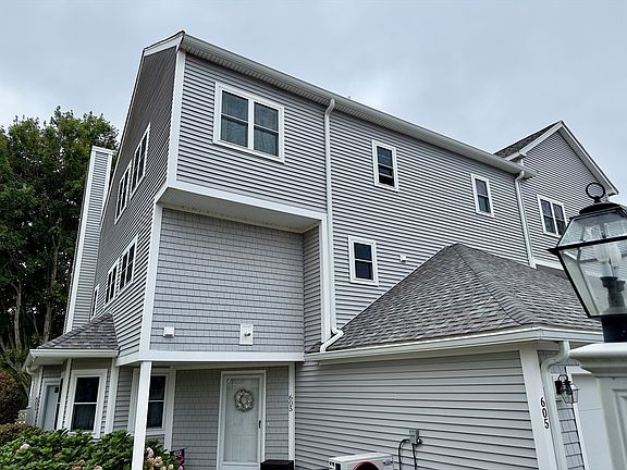 2nd image of 605 White Cliff Dr #605
