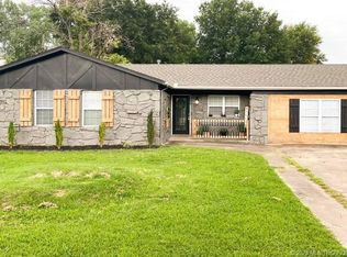 10610 E 112th Pl N, Owasso, OK 74055