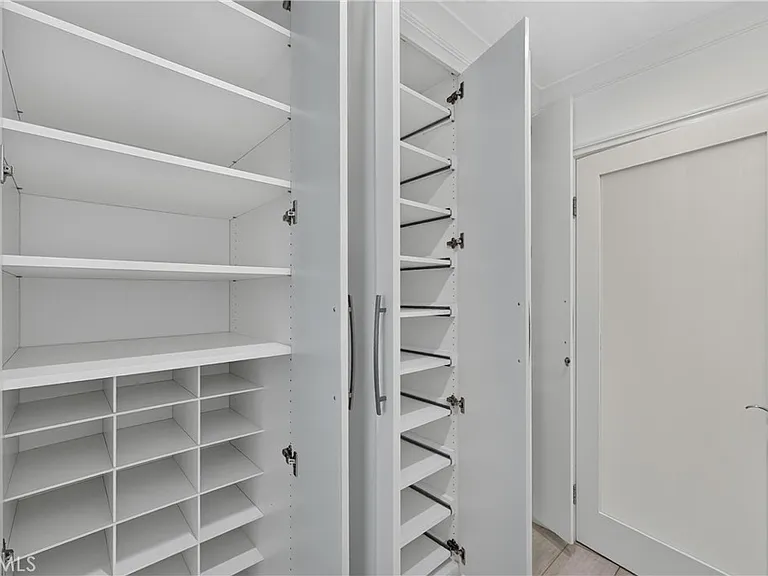 950 Cagney Ln #207 — Photo 23