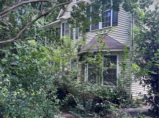 1326 Cross Link Rd, Raleigh, NC 27610