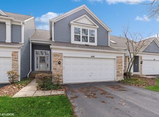 1499 Diamond Dr, Hoffman Estates, IL