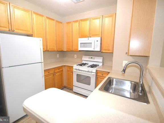 5th image of 9480 Virginia Center Blvd Unit 16
