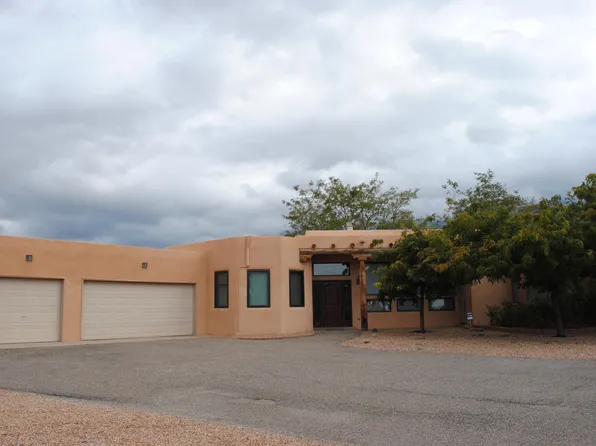 10401 Oakland Ave NE, Albuquerque, NM 87122