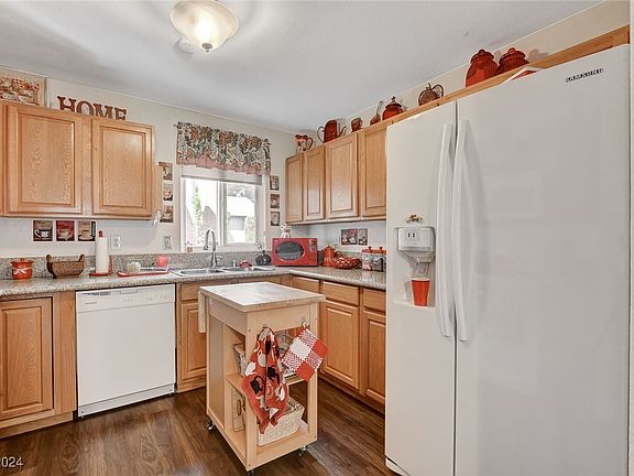 4th image of 5651 Odessa Dr