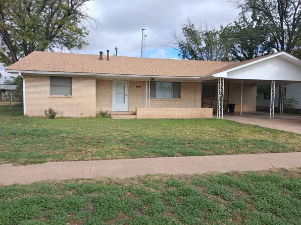 1528 W 17th Ln, Portales, NM 88130
