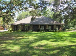 313 Parkway Dr, Natchitoches, LA 71457