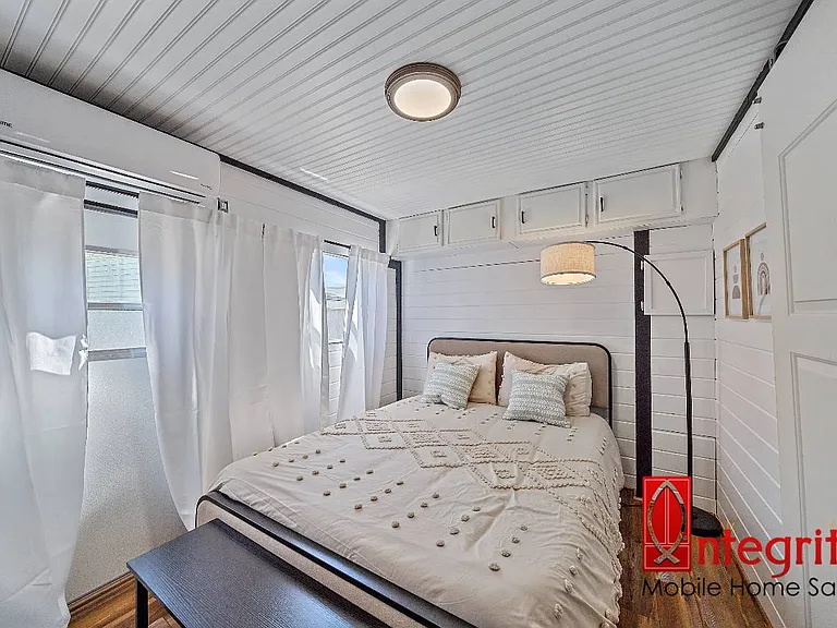1300 N River Rd #R-63 — Photo 18