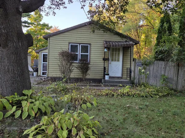 82 Wilkins Avenue, Albany, NY 12205