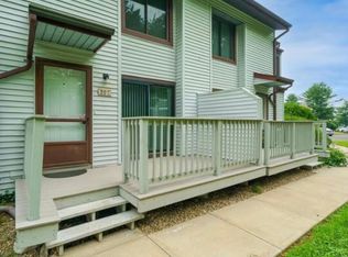 207 Cottonwood Rd #207, Newington, CT 06111