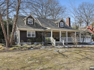 8 Elliott Rd, Harrington Park, NJ, 07640