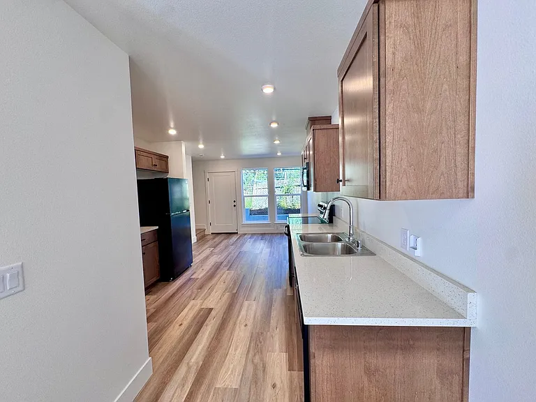 5406 NE 34th St #A2 — Photo 10