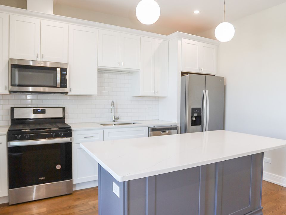 1st image of 1661 N Western Ave #2