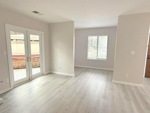 4th image of 559 Pimlico Ct