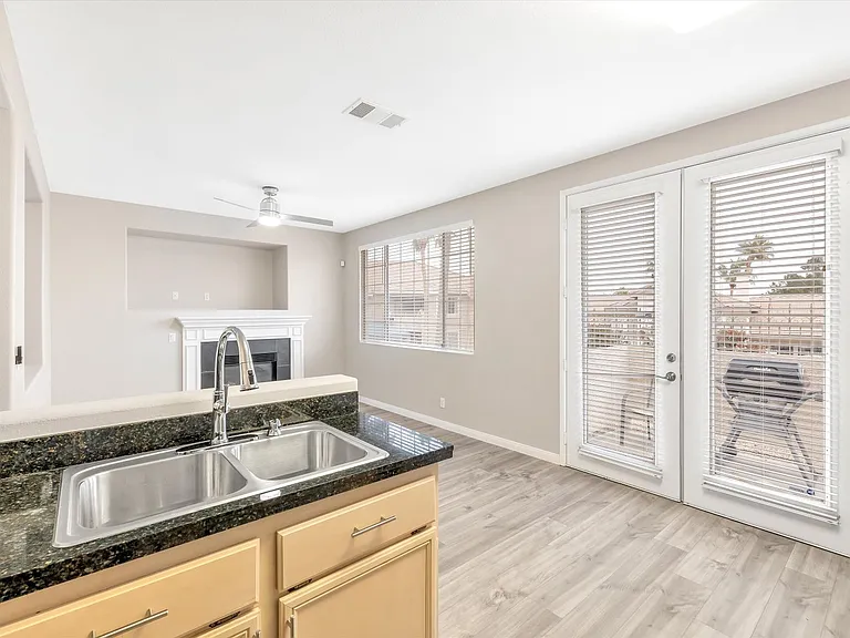 9901 Trailwood Dr #1069 — Photo 8