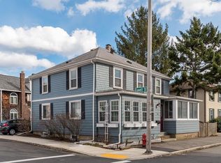 16 Bartlett St, Beverly, MA 01915