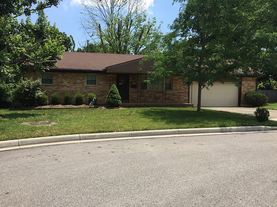 1st image of 894 Diana Dr