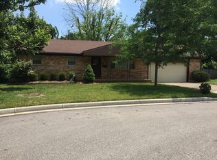 894 Diana Dr, Lawrenceburg, IN 47025