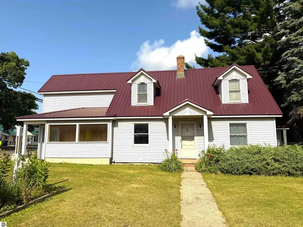 301 N Main St, Lake City, MI 49651