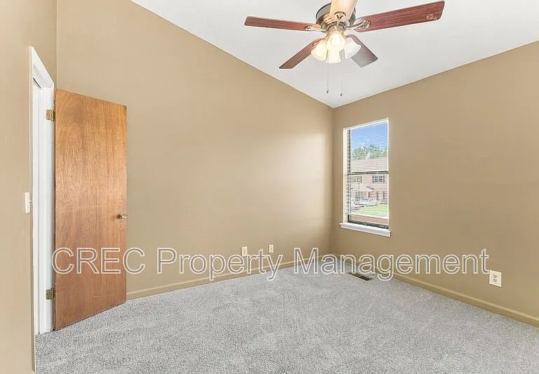 169 Pine Shadow Dr — Photo 11