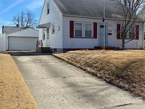 3rd image of 3124 N Parish Ave