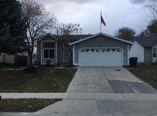 5856 S Azure Meadow Dr, Salt Lake City, UT 84129