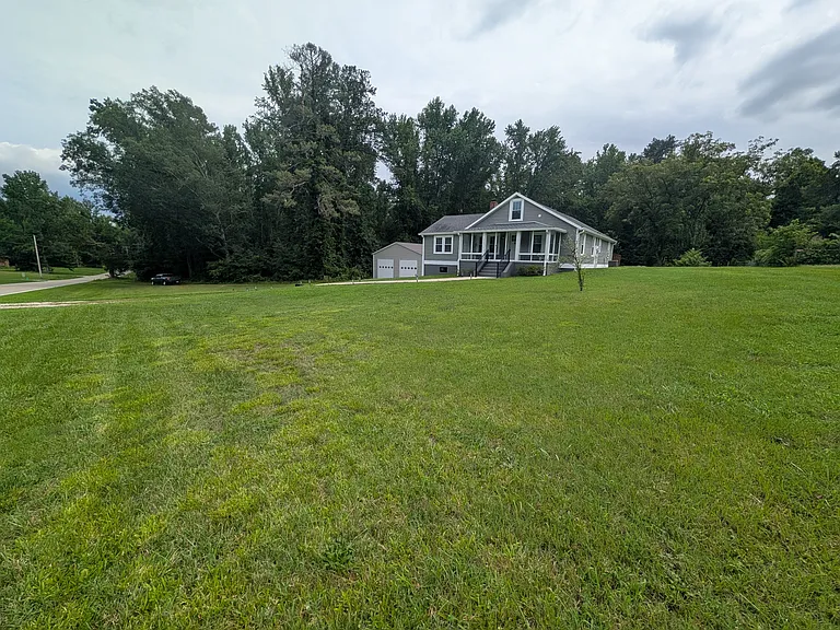 7427 Hickory Rd — Photo 6