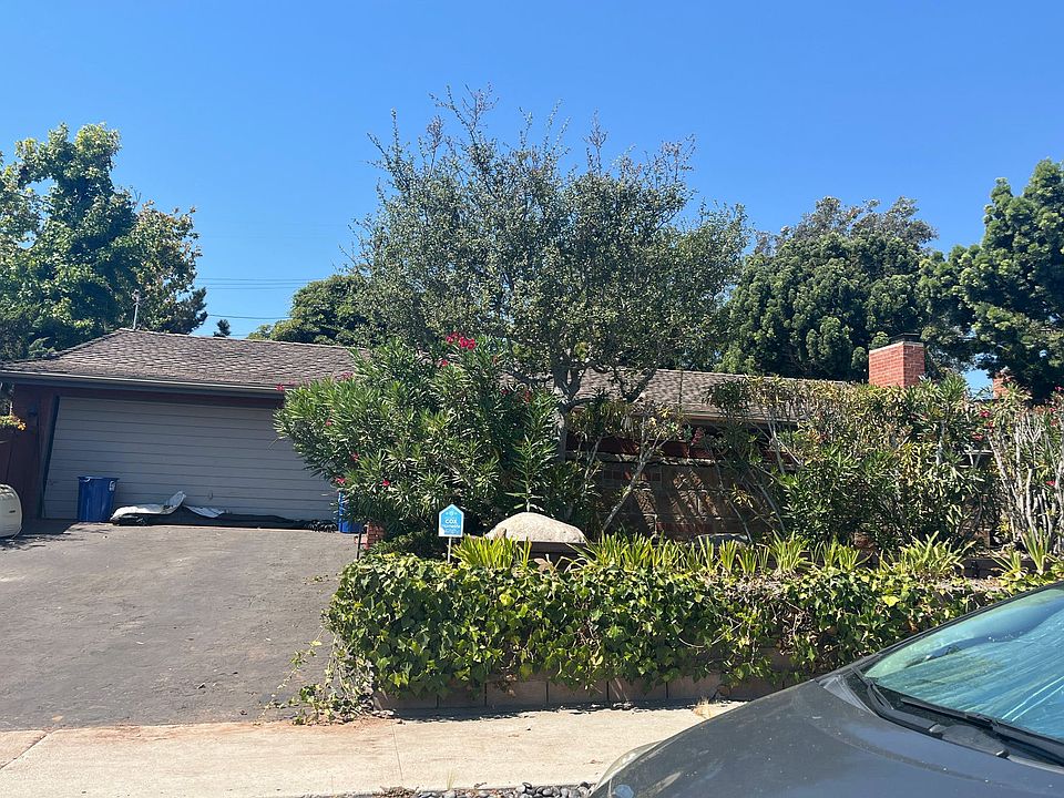 1st image of 615 Rolling Brook Ln