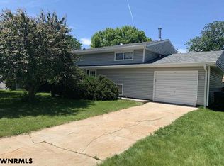 2818 19th Ave, Scottsbluff, NE 69361