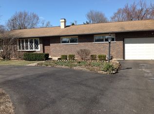23W256 Saint Charles Rd, Glen Ellyn, IL 60137