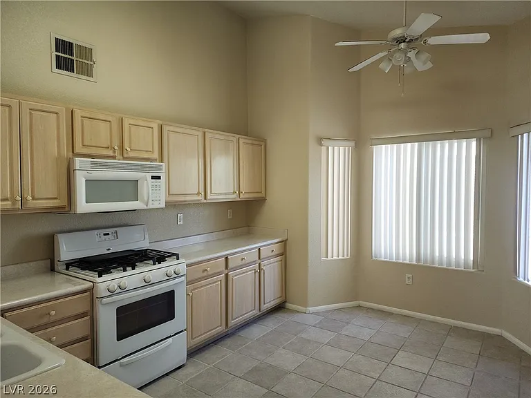 3917 Lazy Pine St #201 — Photo 10