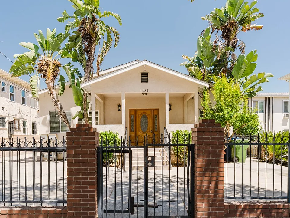 1626 N Alexandria Ave