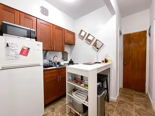 Rented by Compass | media 5