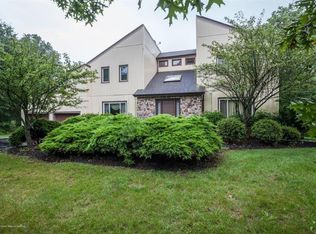 10 Berkley Ave, Belle Mead, NJ 08502