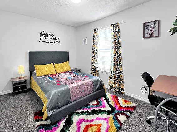 3 bed, 1110 sqft, $4,000 — Photo 4