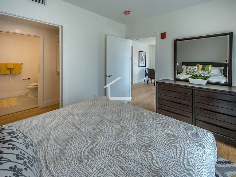 90 Malvern St #401 — Photo 6