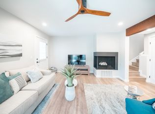 1235 Caminito Septimo, Cardiff, CA 92007