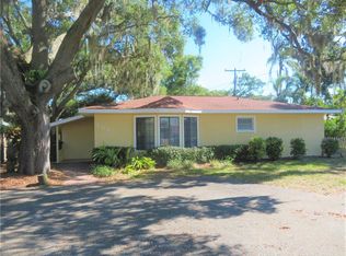 460 Mehlenbacher Rd, Belleair, FL 33756