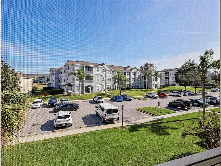 2310 Silver Palm Dr #201 — Photo 13