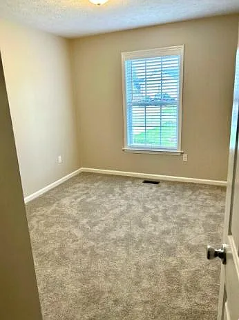 1130 Alexwood Dr — Photo 11