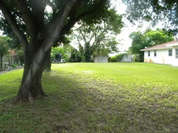 212 NE 14TH Avenue, Pompano Beach, FL 33060