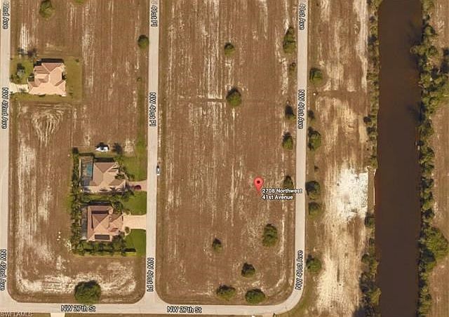1st image of 2708 NW 41st Ave