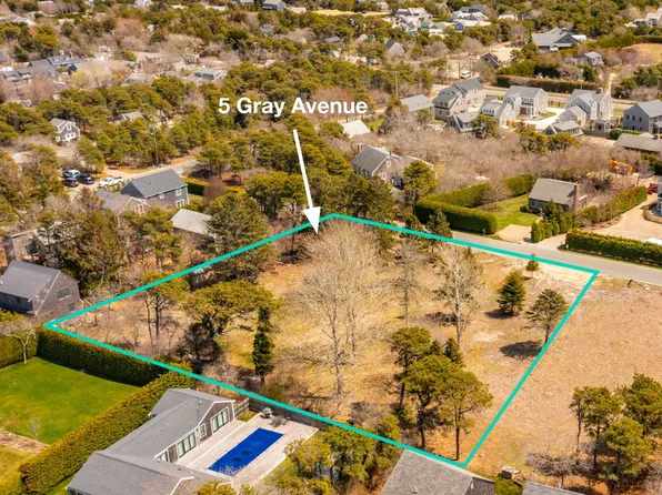 5 Gray Ave, Nantucket, MA 02554