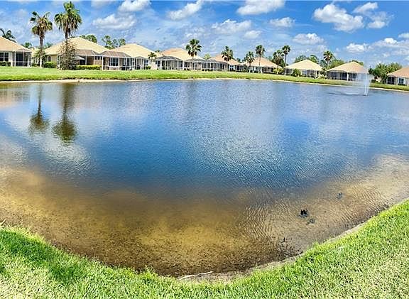 5th image of 4876 Whispering Oaks Dr