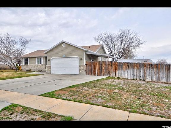 3rd image of 4184 W Cache Creek Cir