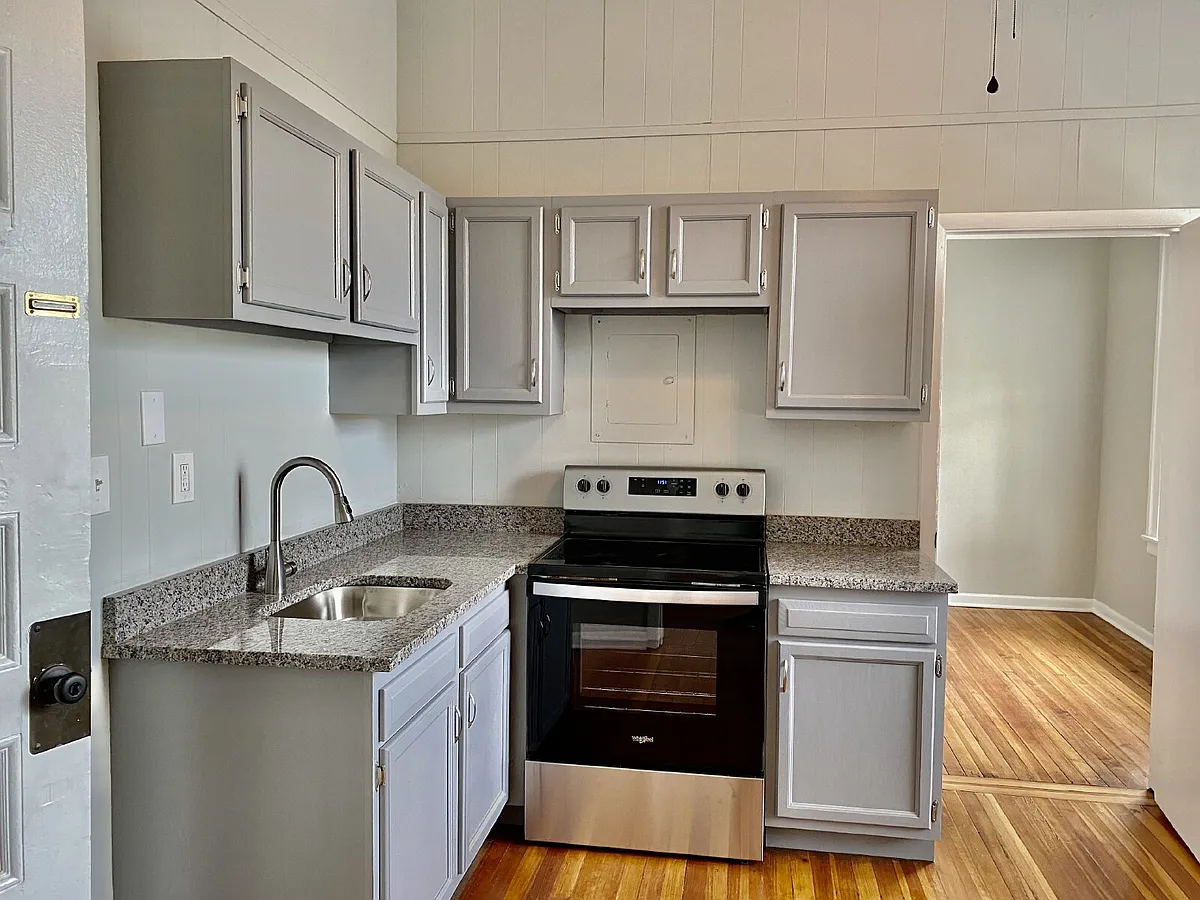 Building Photo - 103 Barnhardt Cir #15