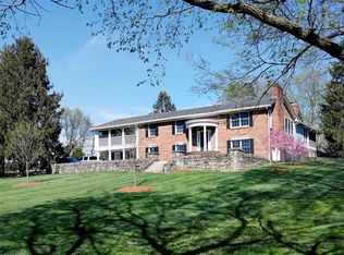 594 Moores Mill Rd, Midway, KY 40347